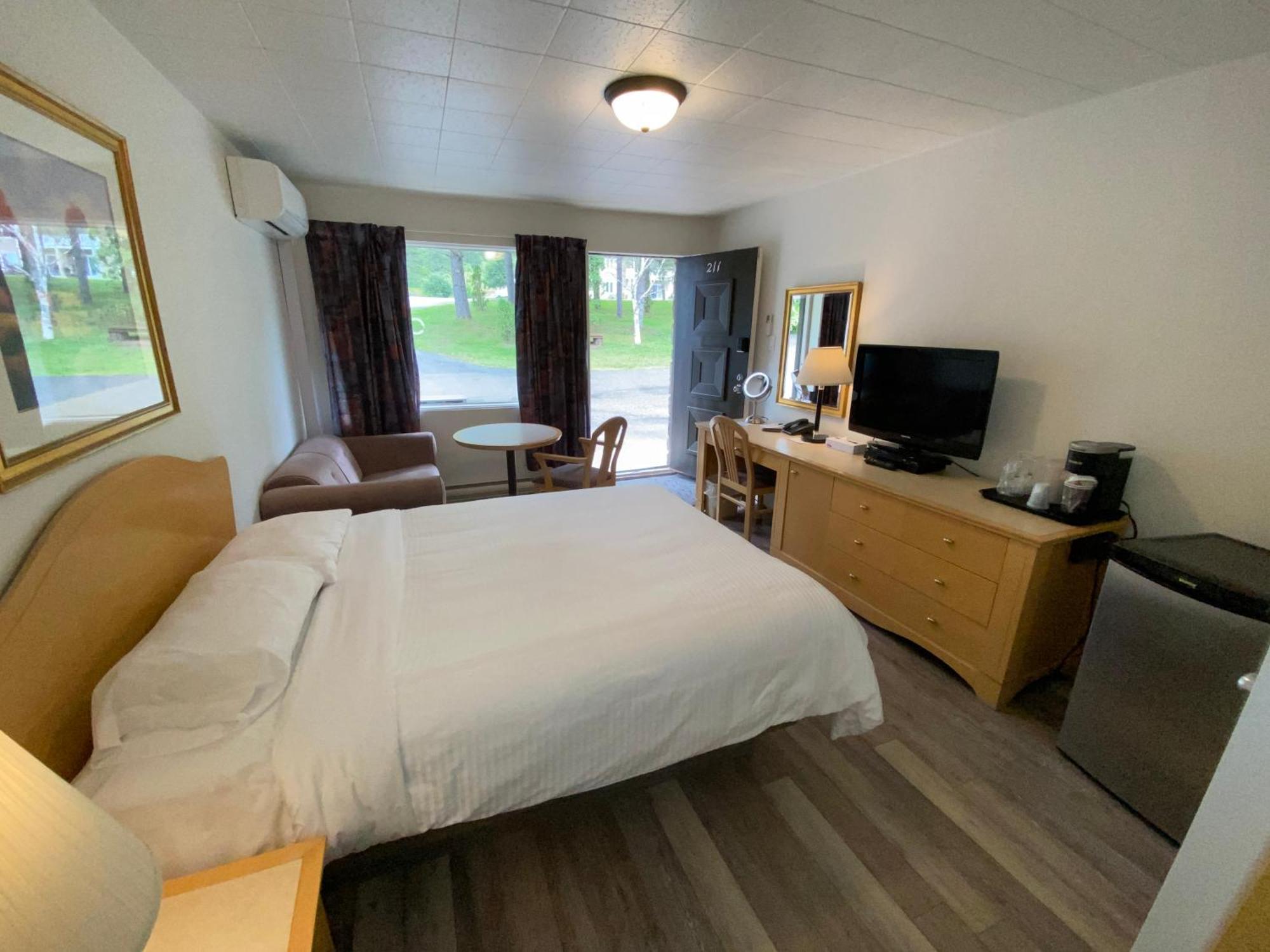 Motel Panoramique Chicoutimi Exterior foto